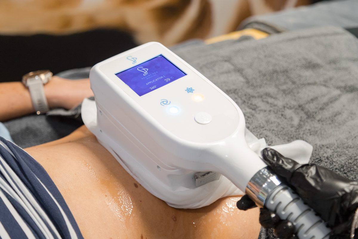 Beaty Treatment machine being used on female body